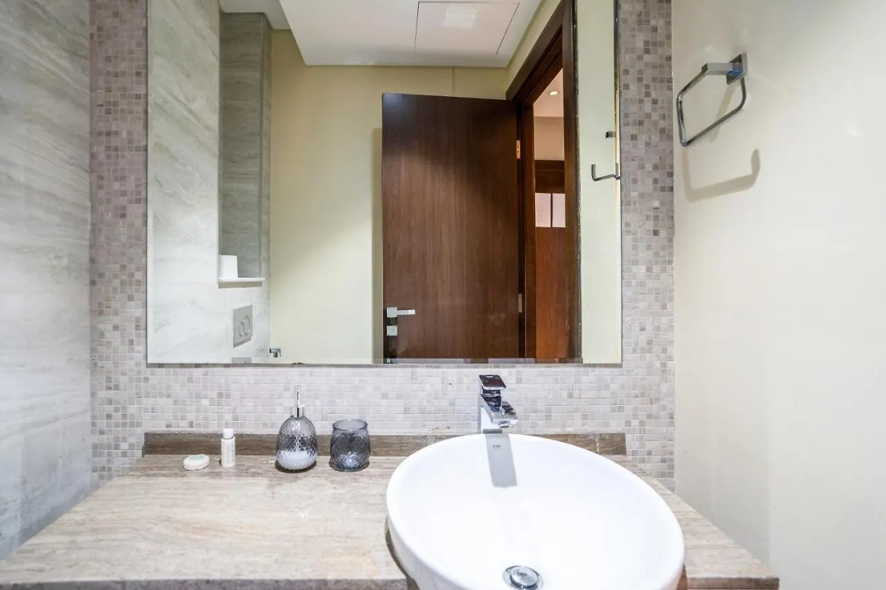Apartment New Arabian 2 Bedroom J One Tower Business Bay Dubai